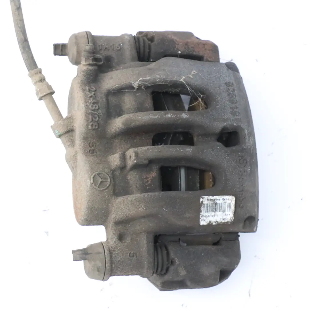 Portacalibro anteriore sinistro per Mercedes W447 con numero di parte A4474200883 Mercedes W447 Portacalibro anteriore sinistro - SKU A4474200883 - Numero di parte A4474200883