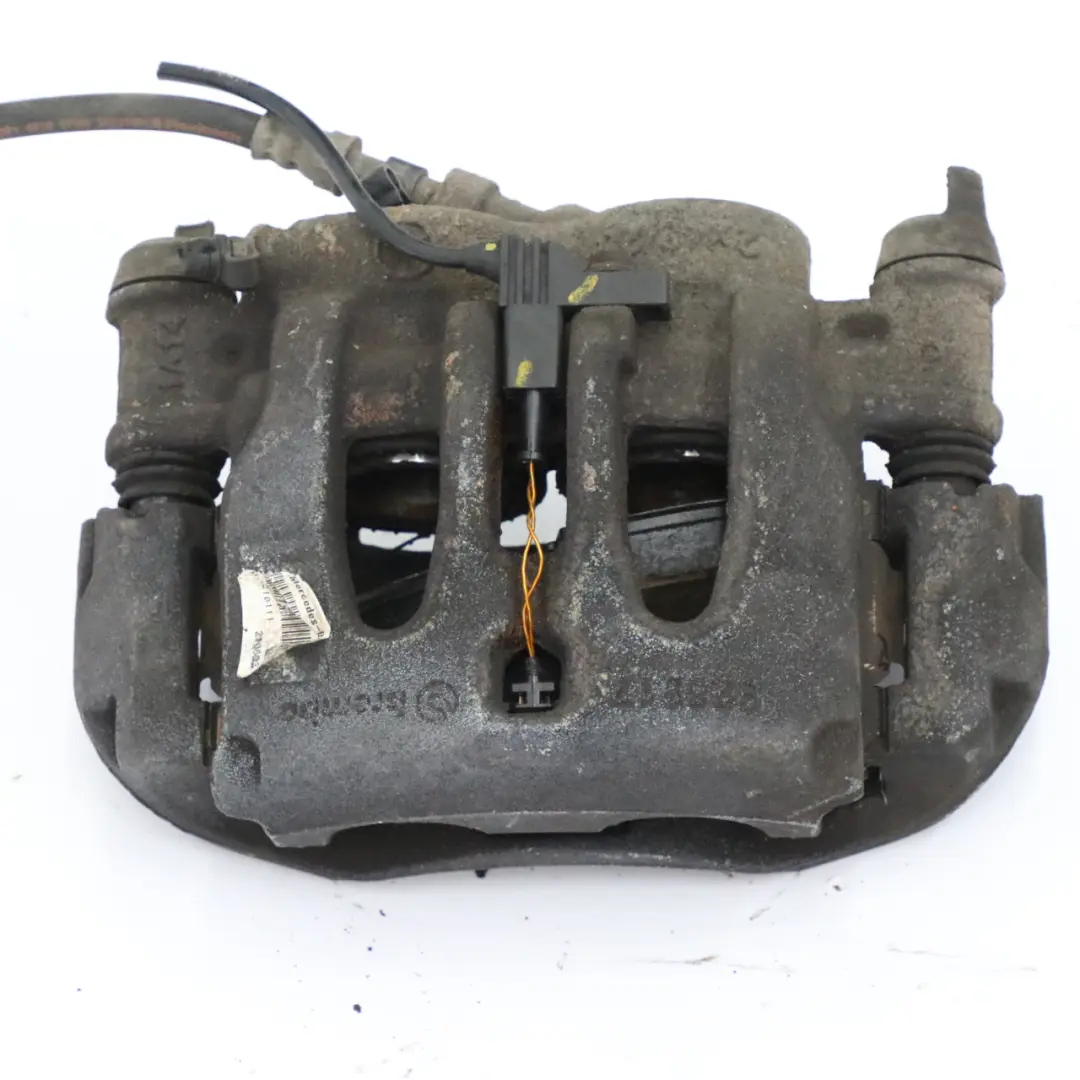 Mercedes W447 Soporte de la pinza de freno delantero derecho - SKU A4474200983 - Número de pieza A4474200983