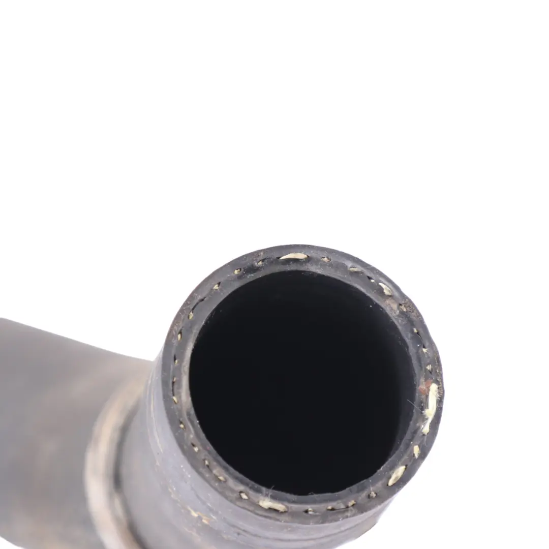 Tuyau d'eau refroidissement Refroidisseur de radiateur pour Mercedes W447 à propos du numéro de pièce A4475010682 Mercedes W447 Tuyau d'eau refroidissement Refroidisseur de radiateur - SKU A4475010682 - Numéro de pièce A4475010682