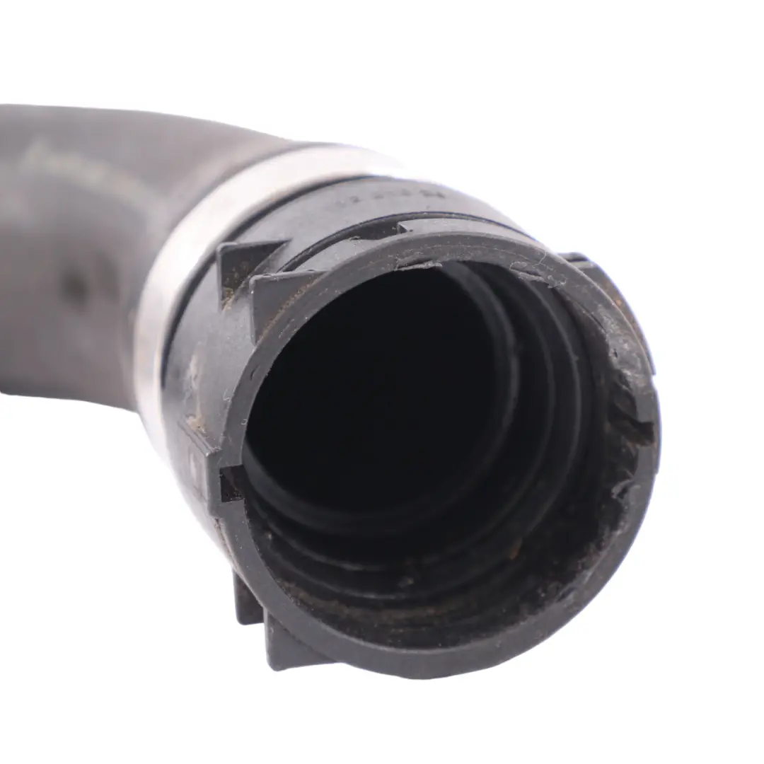 Kühlmittelwasserschlauch Leitung Kühler für Mercedes W447 mit Teilenummer A4475010682 Mercedes W447 Kühlmittelwasserschlauch Leitung Kühler - SKU A4475010682 - Teilenummer A4475010682