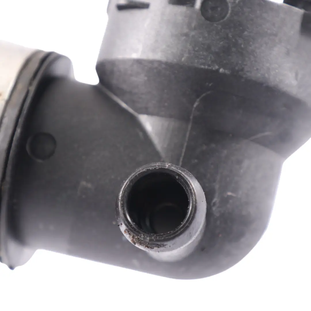 Wasser Kühlmittelrohr Schlauch 1.6 Diesel OM622 für Mercedes Vito W447 mit Teilenummer A4475010982 Mercedes Vito W447 Wasser Kühlmittelrohr Schlauch 1.6 Diesel OM622 - SKU A4475010982 - Teilenummer A4475010982