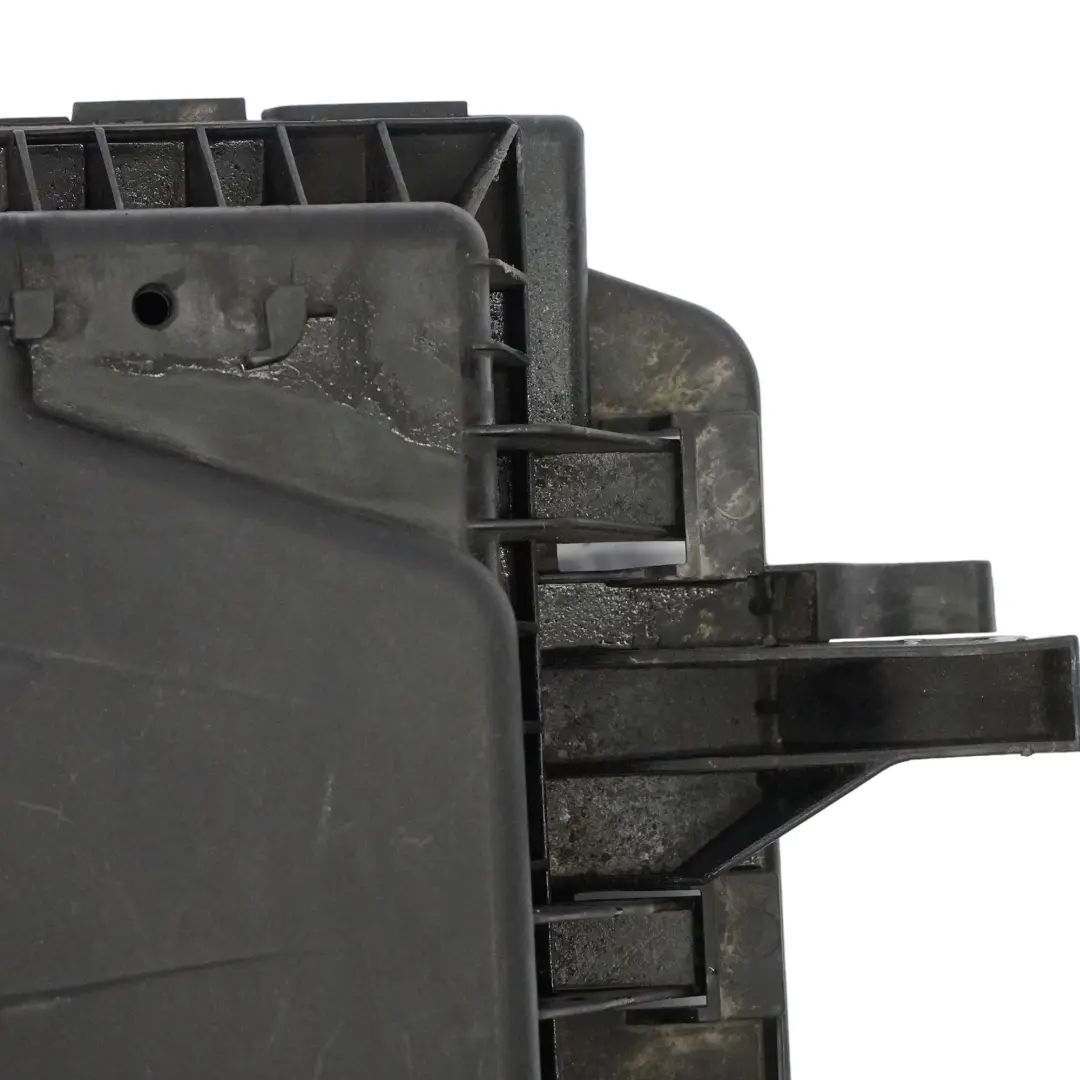 Luftfilterkasten Schalldämpfergehäuse Diesel für Mercedes Vito W447 mit Teilenummer A4475280406 Mercedes Vito W447 Luftfilterkasten Schalldämpfergehäuse Diesel - SKU A4475280406 - Teilenummer A4475280406