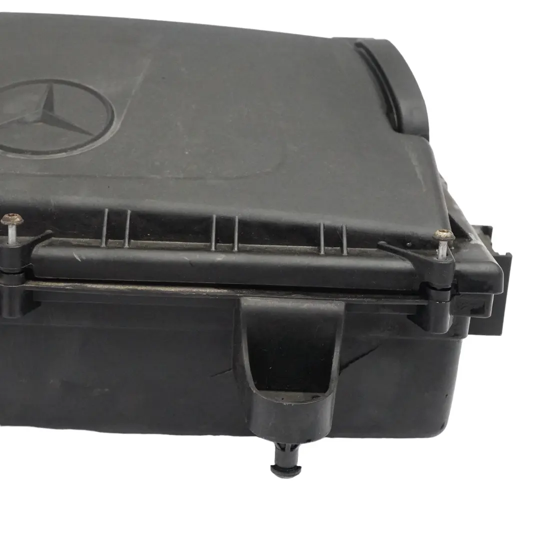 Boîte de filtre à air Silencieux d'air Diesel pour Mercedes Vito W447 à propos du numéro de pièce A4475280406 Mercedes Vito W447 Boîte de filtre à air Silencieux d'air Diesel - SKU A4475280406 - Numéro de pièce A4475280406