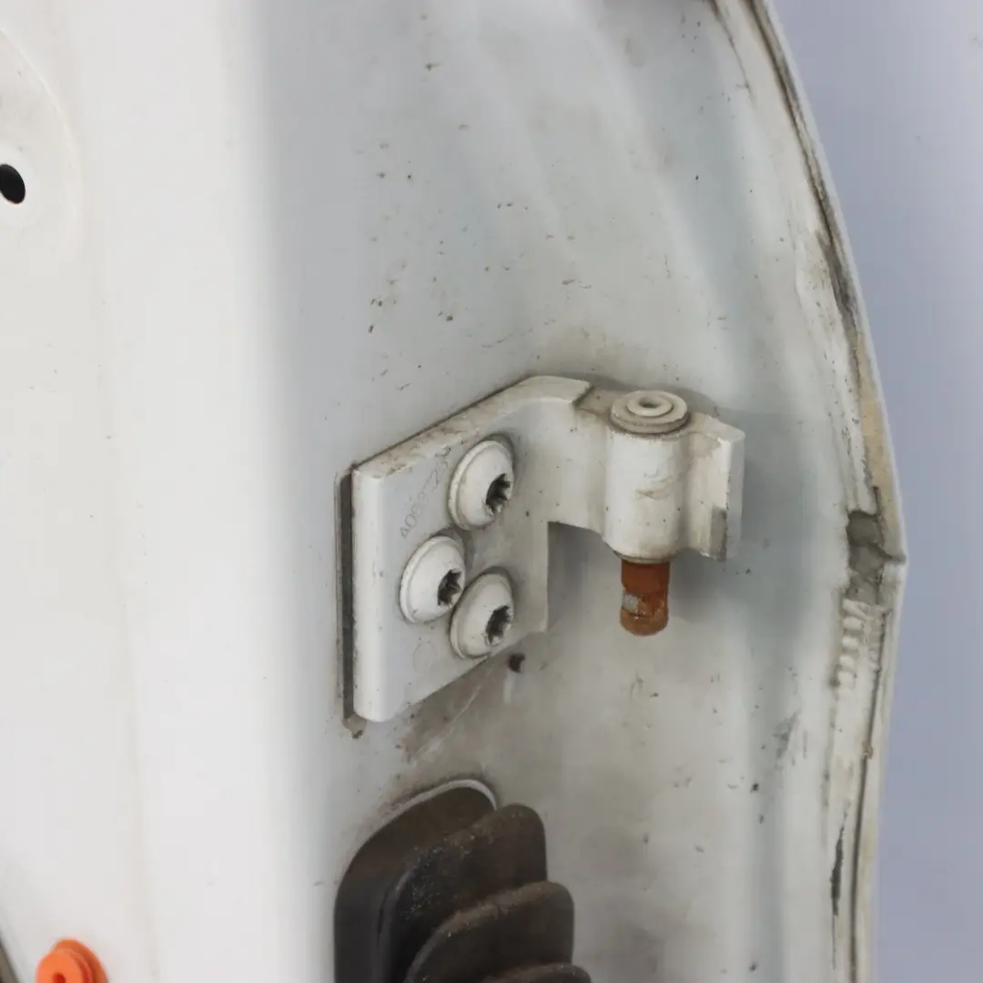 Door Front Left N/S V-Class Arctic White - 9147 to Mercedes W447 with Part number A4477206600 Mercedes W447 Door Front Left N/S V-Class Arctic White - 9147 - SKU A4477206600-ARW1 - Part number A4477206600