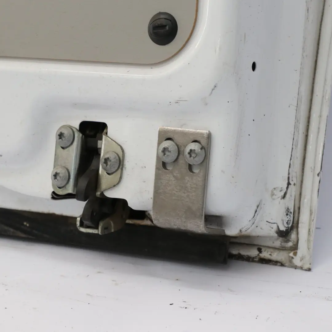 Mercedes W447 Porta posteriore destra Door Porta Bianco Artico - 9147 - SKU A4477402800-ARW2 - Numero di parte A4477402800