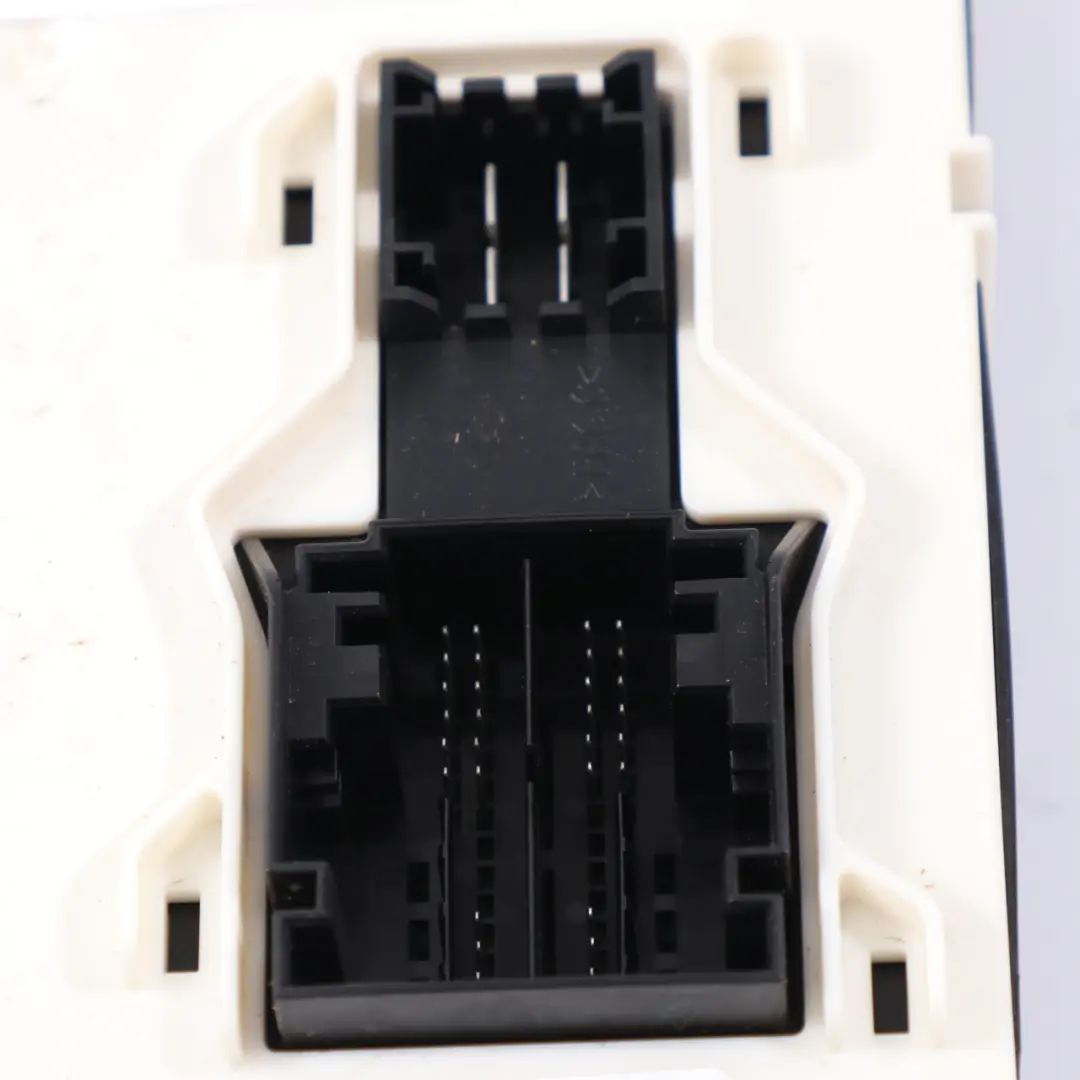 Fuse Box Relay Control Unit Electric Module SAM to Mercedes Vito W447 with Part number A4479009609 Mercedes Vito W447 Fuse Box Relay Control Unit Electric Module SAM - SKU A4479009609 - Part number A4479009609
