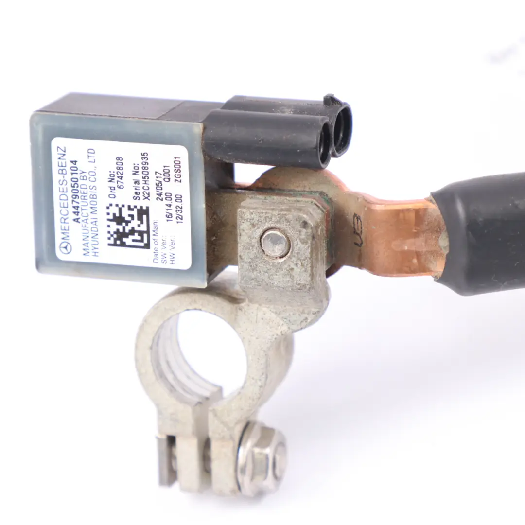 Cable de tierra Mercedes Vito W447 cableado negativo de la batería para con número de pieza A4479050104 Cable de tierra Mercedes Vito W447 cableado negativo de la batería - SKU a4479050104 - Número de pieza A4479050104