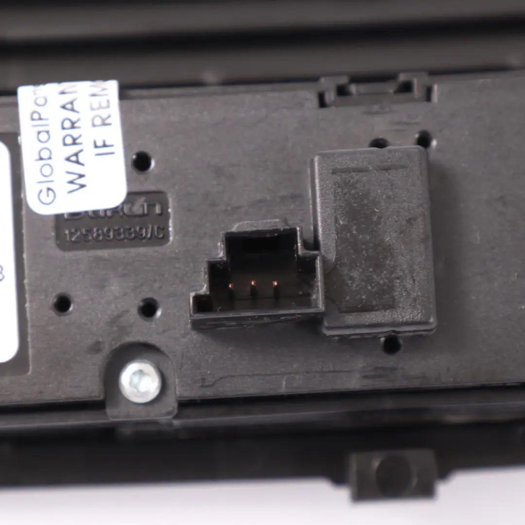 Salpicadero Interruptor Peligro Recubrimiento Panel para Mercedes W447 con número de pieza A4479051401 Mercedes W447 Salpicadero Interruptor Peligro Recubrimiento Panel - SKU A4479051401 - Número de pieza A4479051401