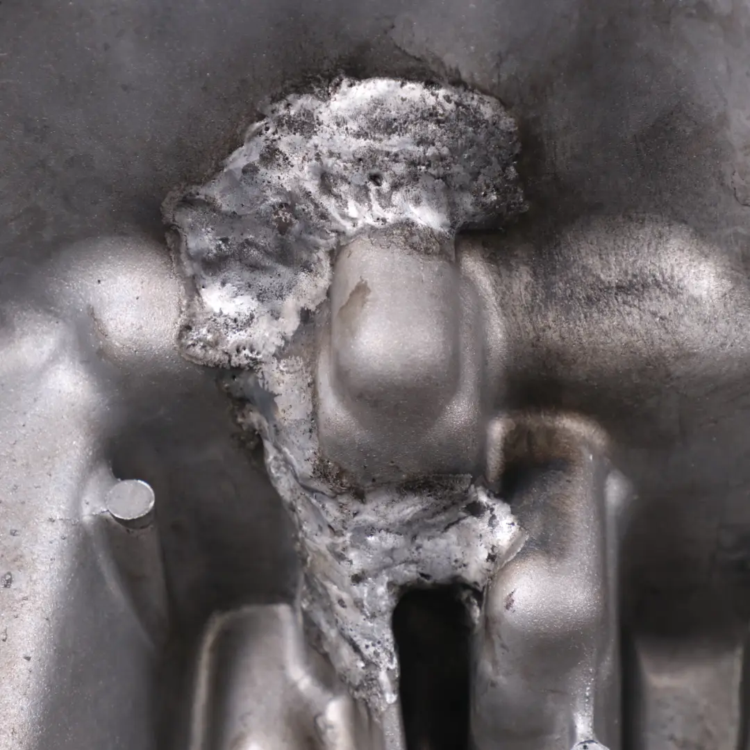 OM607 Miska Oleju Olejowa A6070140200 do Mercedes W176 W246 o numerze A6070103301 Mercedes W176 W246 OM607 Miska Oleju Olejowa A6070140200 - SKU A6070103301-1 - Numer Części A6070103301