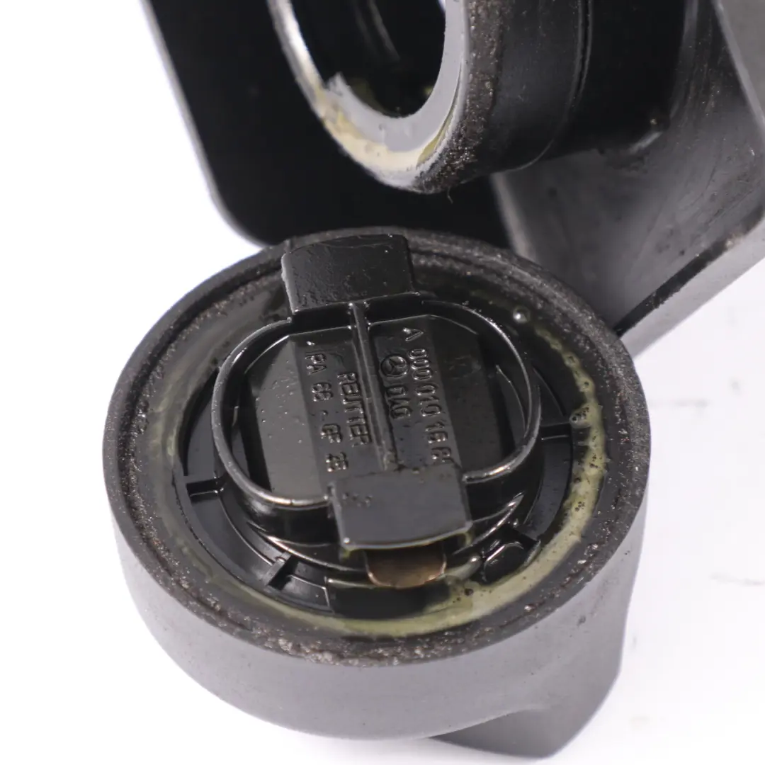 OM622 Tubo riempimento olio motore Tappo per Mercedes Vito W447 Diesel con numero di parte A6220100200 Mercedes Vito W447 Diesel OM622 Tubo riempimento olio motore Tappo - SKU A6220100200 - Numero di parte A6220100200