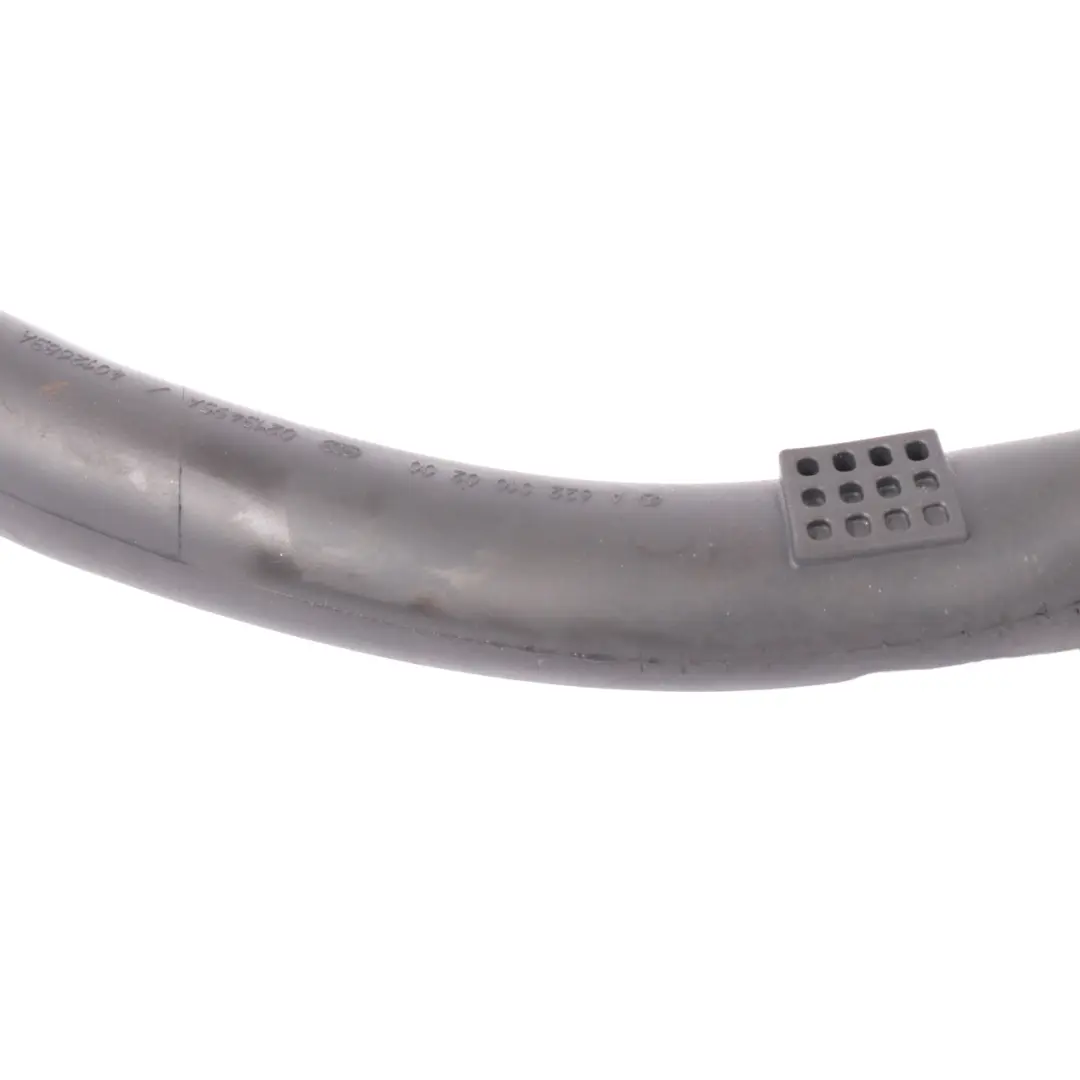 Mercedes Vito W447 Diesel OM622 Engine Oil Filler Pipe Hose Cap - SKU A6220100200 - Part number A6220100200