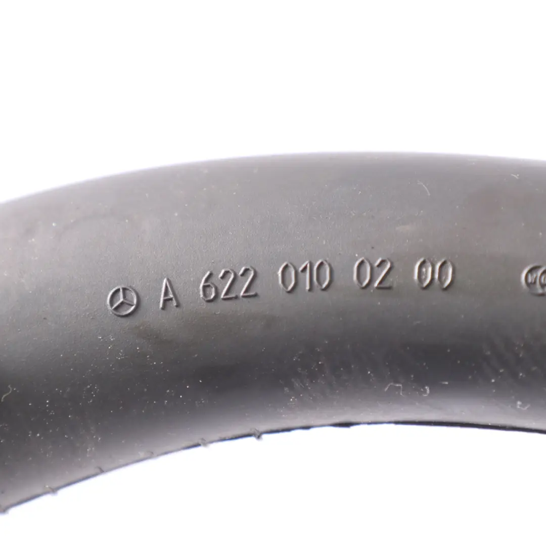 OM622 tuyau de remplissage d'huile moteur pour Mercedes Vito W447 Diesel à propos du numéro de pièce A6220100200 Mercedes Vito W447 Diesel OM622 tuyau de remplissage d'huile moteur - SKU A6220100200 - Numéro de pièce A6220100200