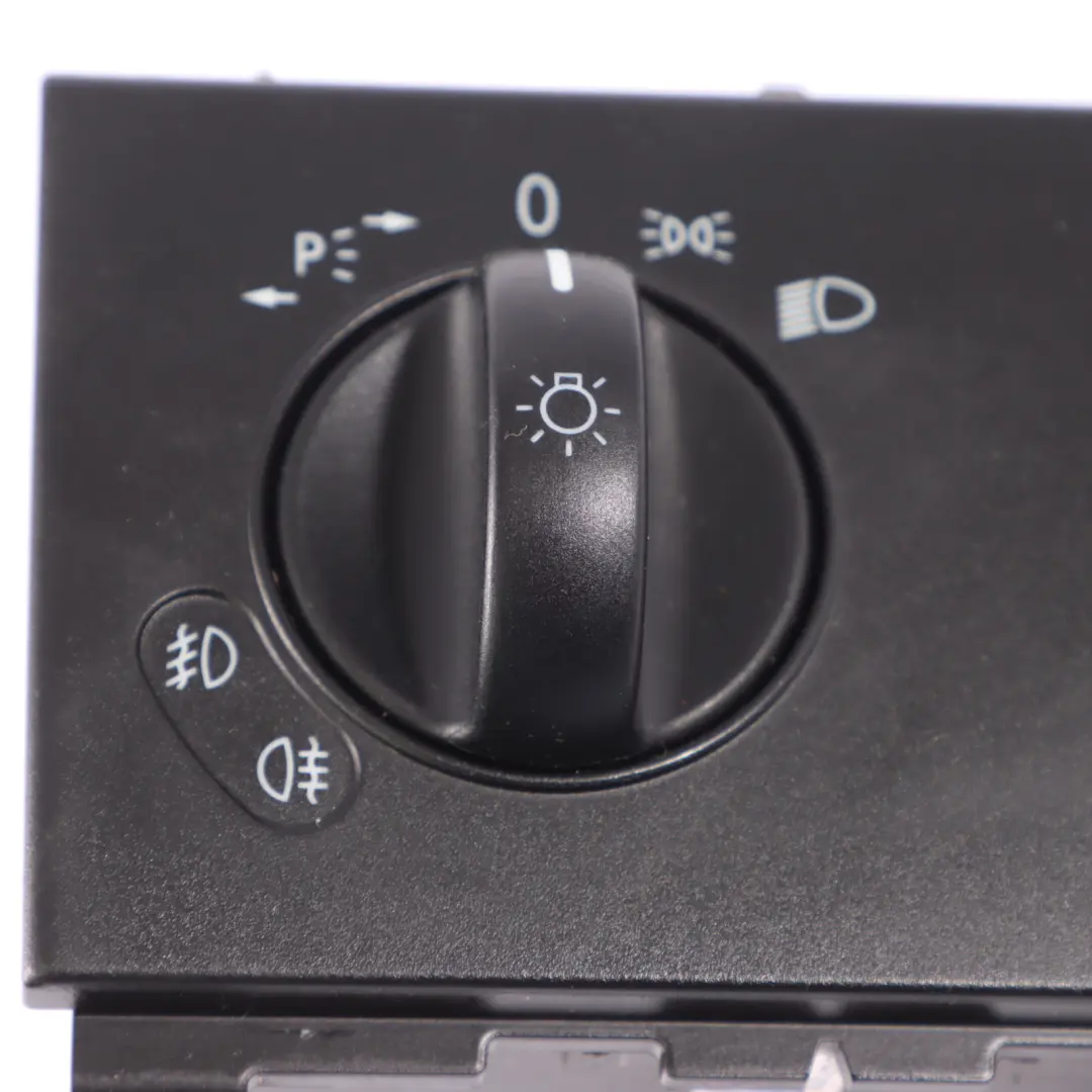 Mercedes Vito W639 Scheinwerfer Nebelscheinwerfer einheit Taste - SKU A6395450504 - Teilenummer A6395450504
