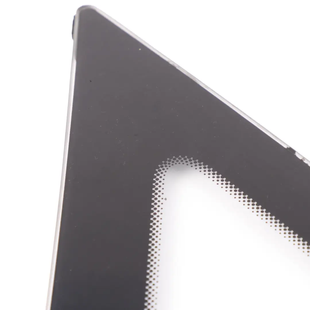 Side Quarter Window Front Right O/S Triangle Glass AS2 to Mercedes Vito W639 with Part number A6396736805 Mercedes Vito W639 Side Quarter Window Front Right O/S Triangle Glass AS2 - SKU A6396736805-2 - Part number A6396736805