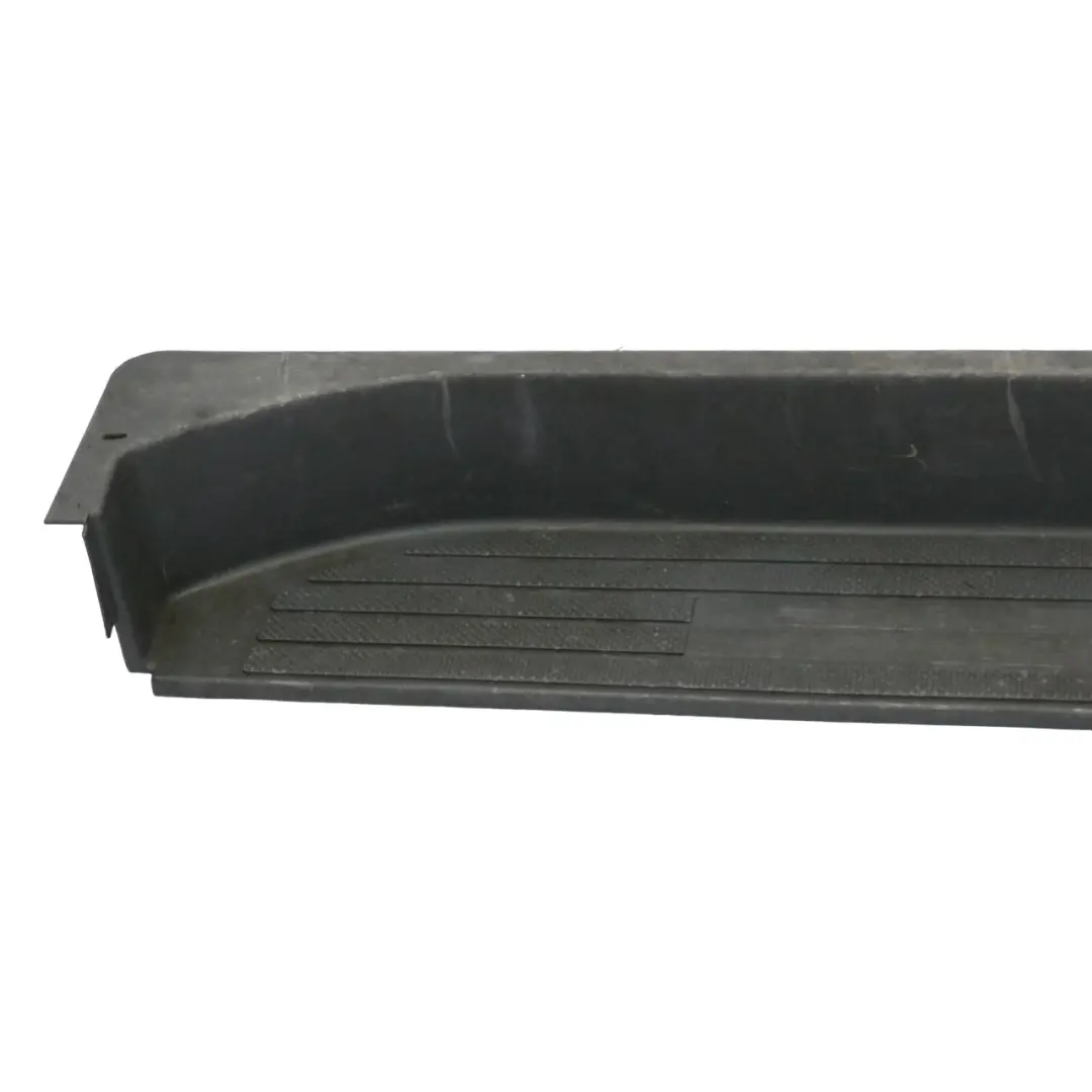 Embellecedor Entrada Izquierda Umbral Corredera para Mercedes Vito W639 con número de pieza A6396860310 Mercedes Vito W639 Embellecedor Entrada Izquierda Umbral Corredera - SKU A6396860310-1 - Número de pieza A6396860310