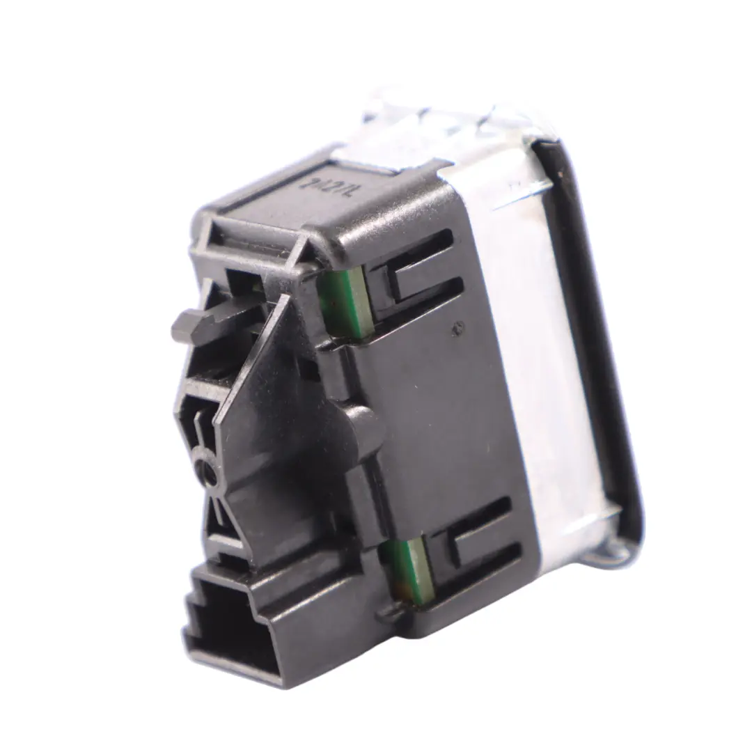 Interruptor Elevalunas Mercedes Vito W639 Ventana Trasera Derecha Izquierda para con número de pieza A6398201110 Interruptor Elevalunas Mercedes Vito W639 Ventana Trasera Derecha Izquierda - SKU A6398201110 - Número de pieza A6398201110