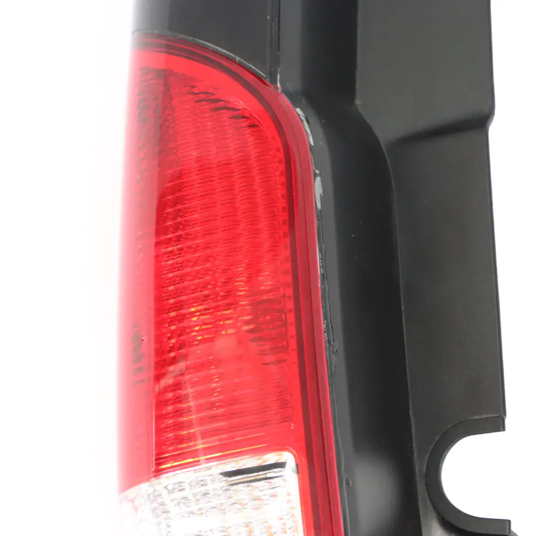 Lampada posteriore Mercedes Vito W639 Fanale posteriore sinistro per con numero di parte A6398201464 Lampada posteriore Mercedes Vito W639 Fanale posteriore sinistro - SKU A6398201464 - Numero di parte A6398201464