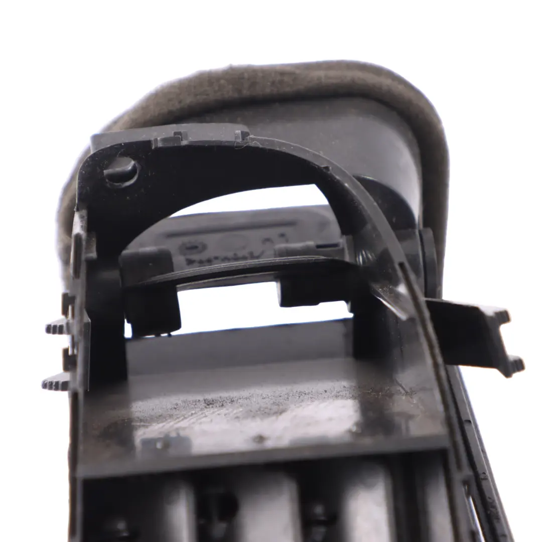 Rejilla ventilación izquierda salpicadero Boquilla para Mercedes W639 con número de pieza A6398300154 Mercedes W639 Rejilla ventilación izquierda salpicadero Boquilla - SKU A6398300154 - Número de pieza A6398300154