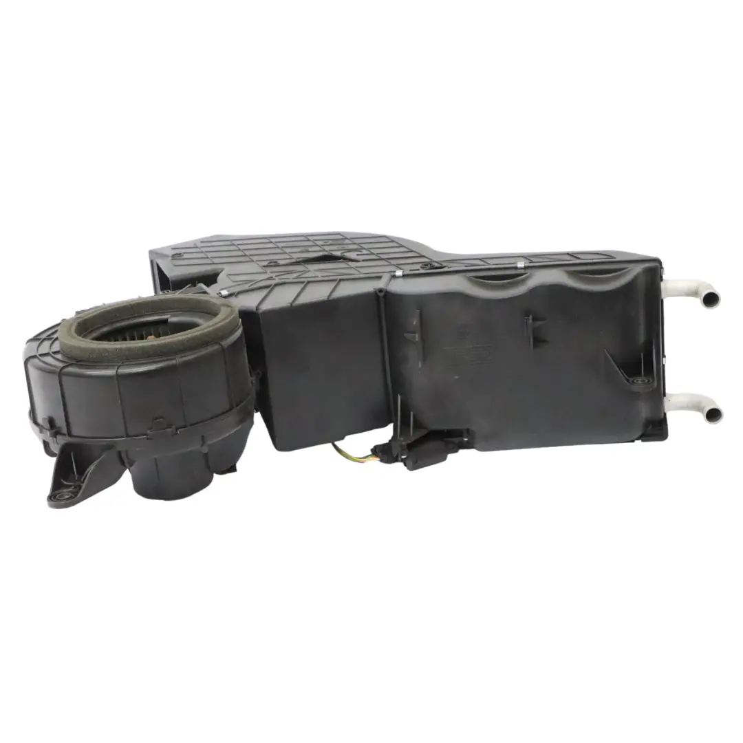 Dodatkowy Nagrzewnica Tylna do Mercedes Vito W639 o numerze A6398302061 Mercedes Vito W639 Dodatkowy Nagrzewnica Tylna - SKU A6398302061 - Numer Części A6398302061