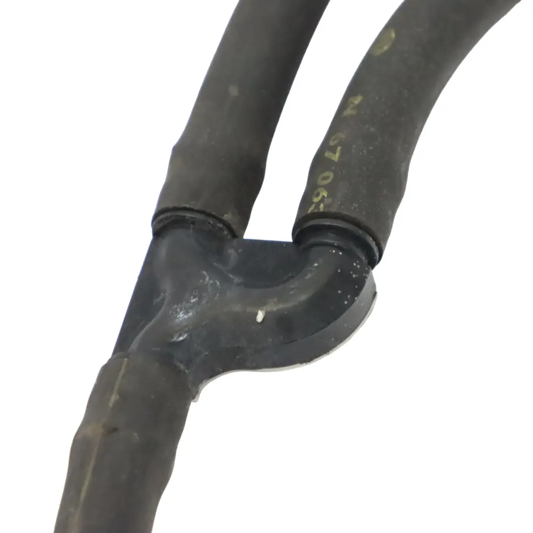 Headlight Washer Nozzle Hose Pipe Line to Mercedes Vito W639 with Part number A6398690094 Mercedes Vito W639 Headlight Washer Nozzle Hose Pipe Line - SKU A6398690094 - Part number A6398690094