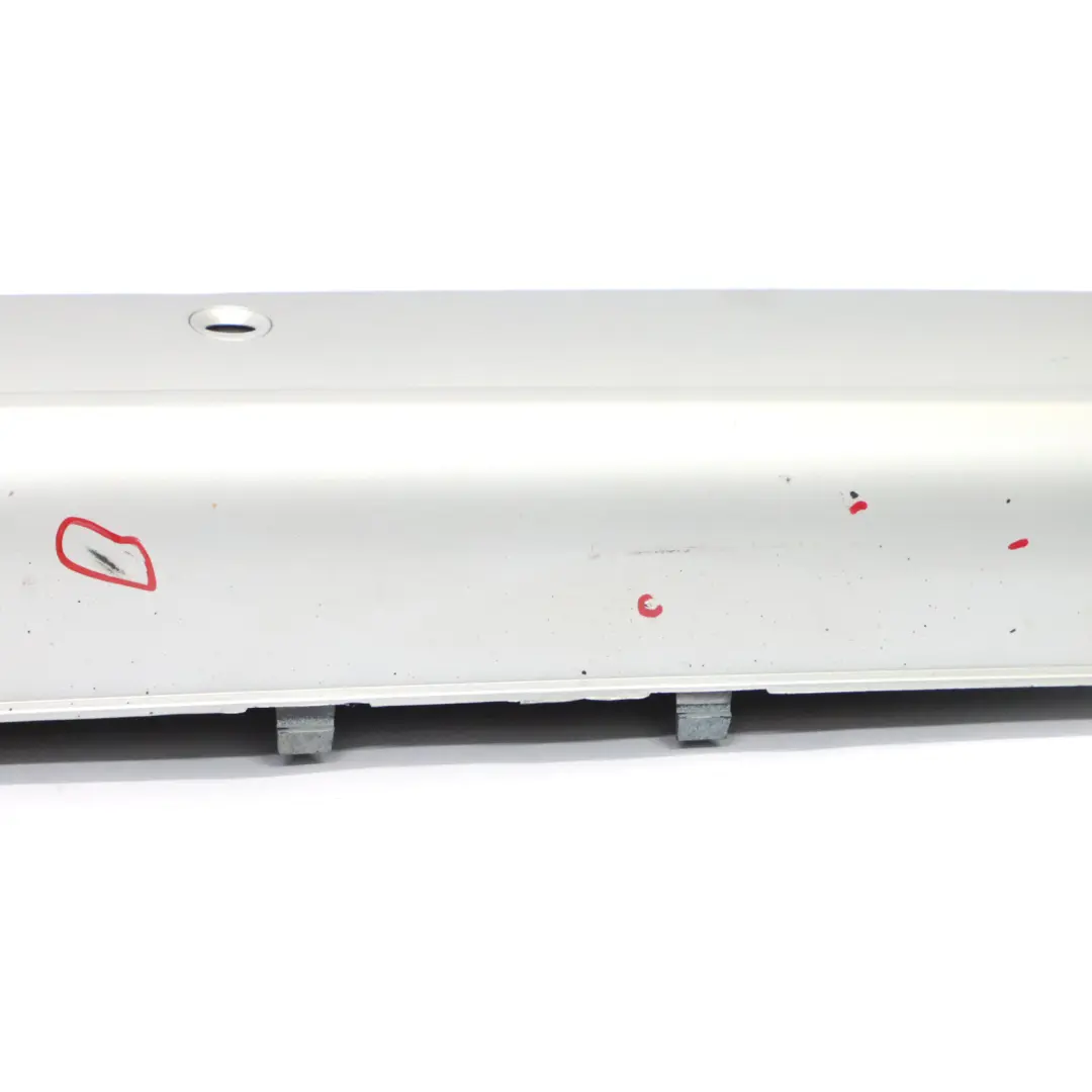 Mercedes Vito W639 Panneau d'habillage de pare-chocs arrière Argent Brillant - SKU A6398851525-BRS - Numéro de pièce A6398851525