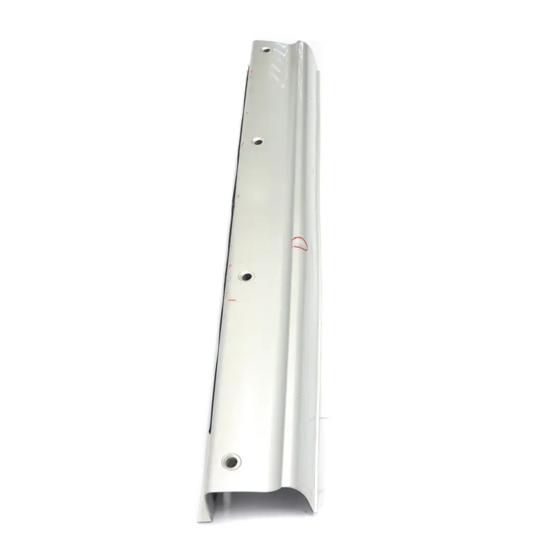 Mercedes Vito W639 Copertura pannello posteriore Argento brillante - 9744 - SKU A6398851525-BRS - Numero di parte A6398851525