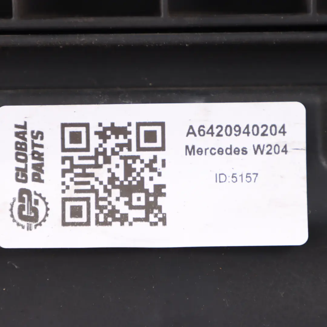  Caja de Aire Mercedes W204 Diesel OM642 Carcasa Filtro Aire Derecha - SKU A6420940204 - Número de pieza A6420901601