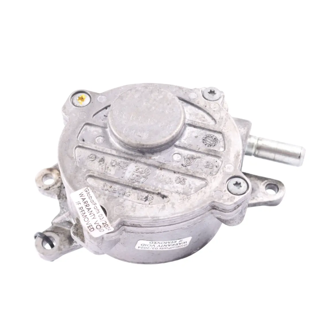 Mercedes W212 C253 W221 Diesel OM642 Pompa Podciśnienia Vakum - SKU A6422300765 - Numer Części A6422300765