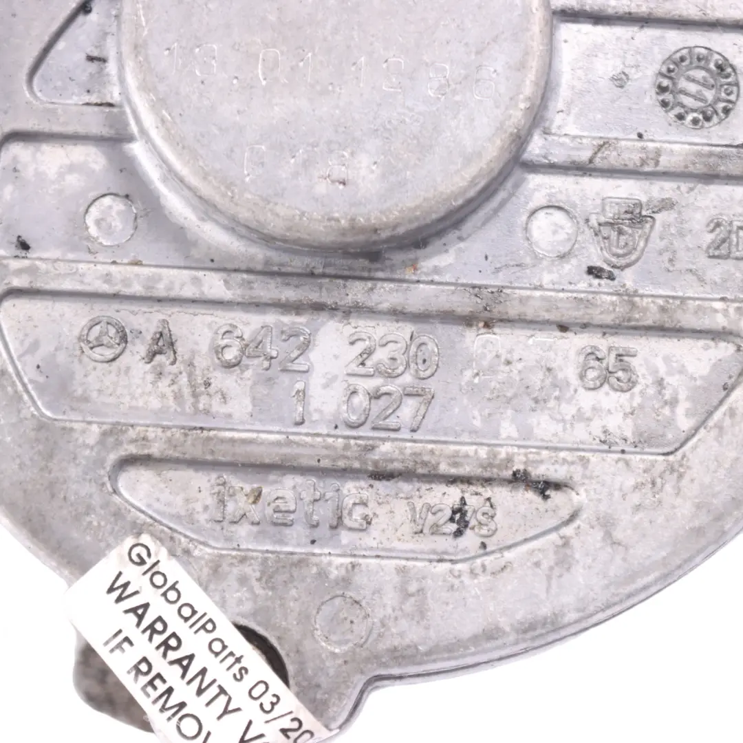 Pompe à vide Mercedes W212 C253 W221 X218 Diesel OM642 pour à propos du numéro de pièce A6422300765 Pompe à vide Mercedes W212 C253 W221 X218 Diesel OM642 - SKU A6422300765 - Numéro de pièce A6422300765