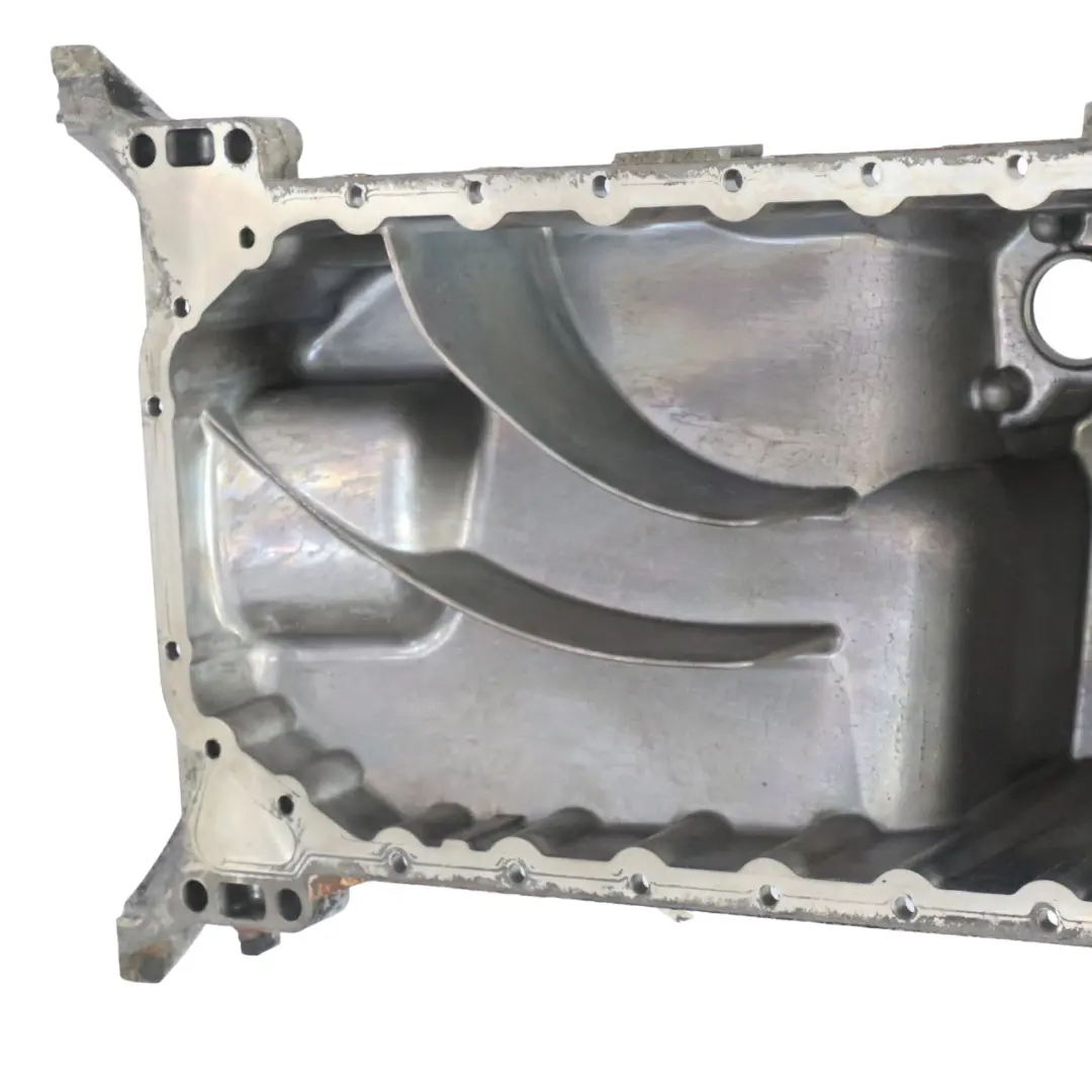 Oil Pan Mercedes Vito W639 Diesel OM646 Oil Sump Pan to with Part number A6460100613 Oil Pan Mercedes Vito W639 Diesel OM646 Oil Sump Pan - SKU A6460100613 - Part number A6460100613