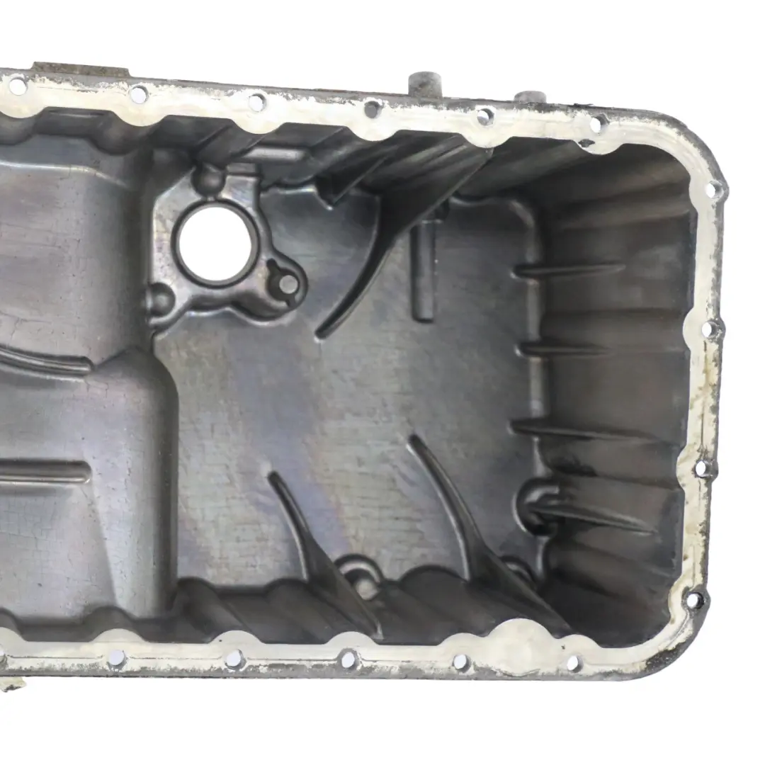 Ölwanne Mercedes Vito W639 Diesel OM646 Ölwanne für mit Teilenummer A6460100613 Ölwanne Mercedes Vito W639 Diesel OM646 Ölwanne - SKU A6460100613 - Teilenummer A6460100613