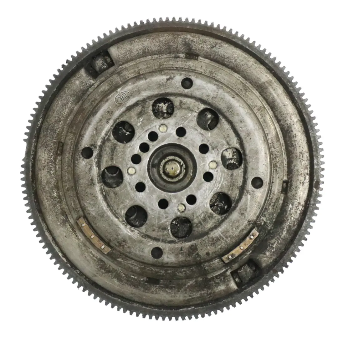 OM646 Zwei massen schwun grad Kupplungssatz für Mercedes Sprinter W906 mit Teilenummer A6460301305 Mercedes Sprinter W906 OM646 Zwei massen schwun grad Kupplungssatz - SKU A6460301305-2 - Teilenummer A6460301305