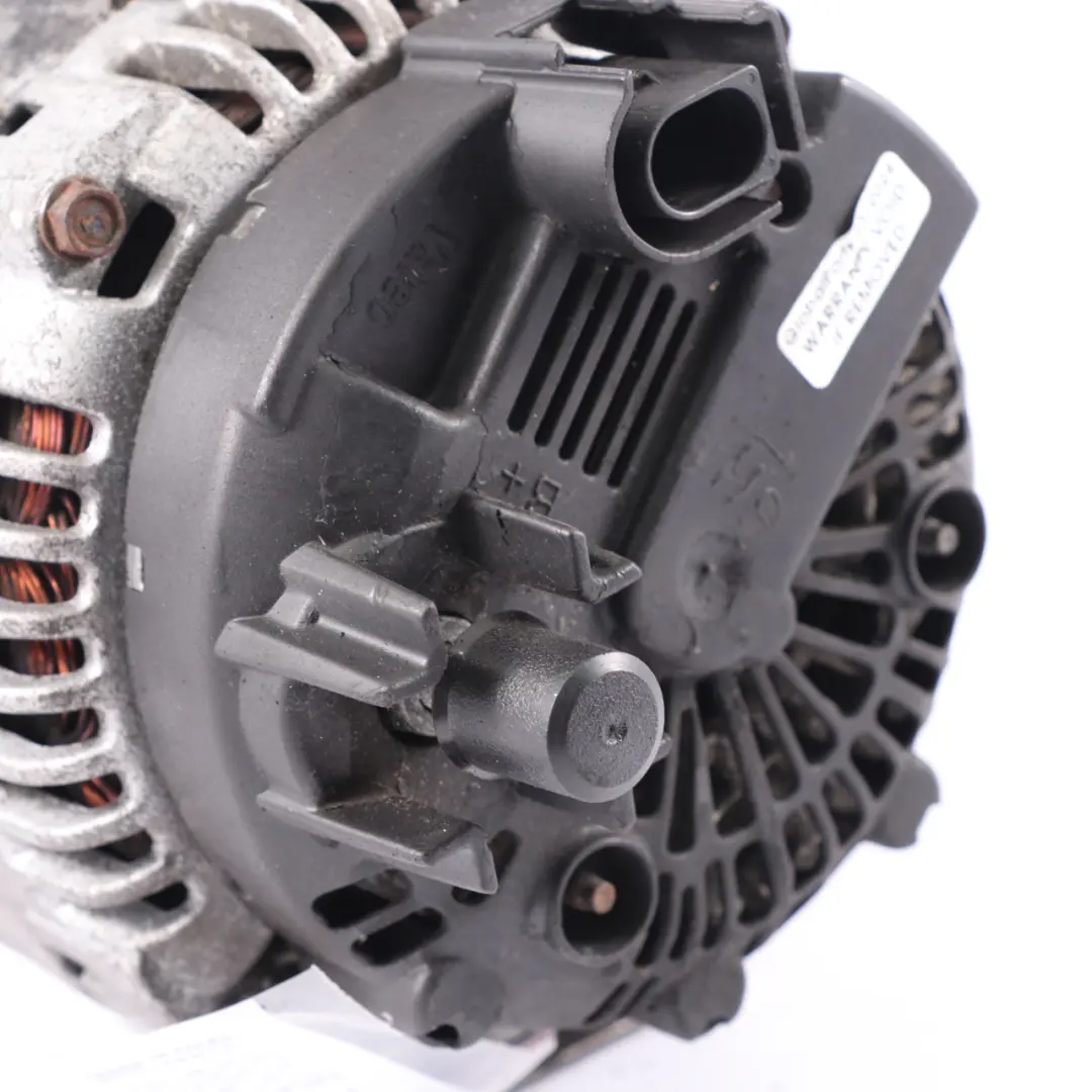 Alternatore Mercedes Vito W639 Sprinter W906 14V 180A Valeo per con numero di parte A6461541102 Alternatore Mercedes Vito W639 Sprinter W906 14V 180A Valeo - SKU A6461541102-3 - Numero di parte A6461541102