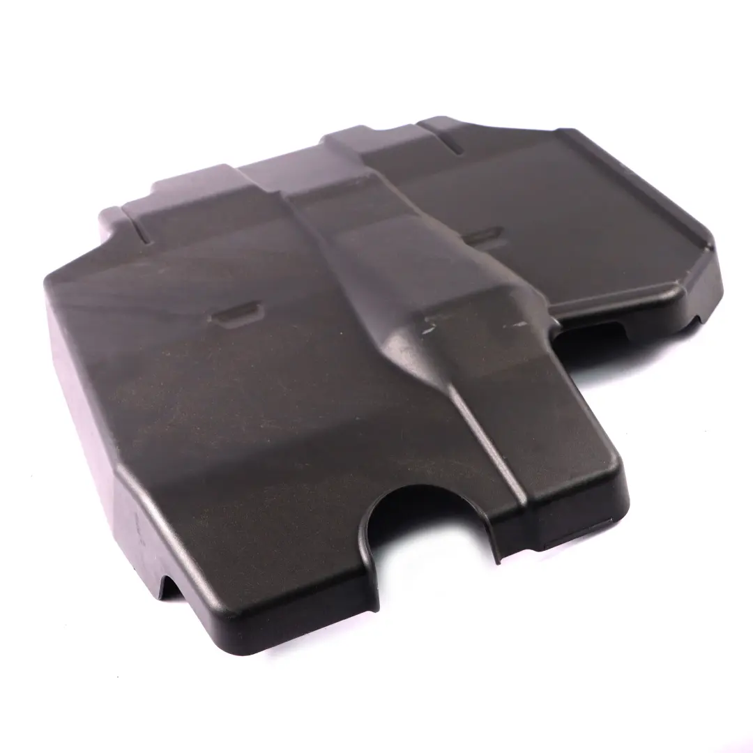 OM651 Coperchio motore Pannello superiore acustico per Mercedes W447 con numero di parte A6510102667 Mercedes W447 OM651 Coperchio motore Pannello superiore acustico - SKU A6510102667 - Numero di parte A6510102667