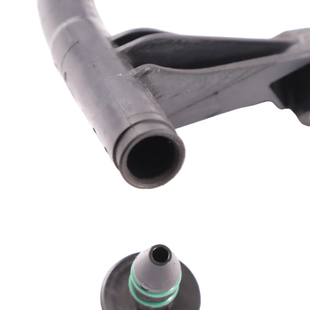 Tubo astina Mercedes W907 OM651 Tubo astina livello olio per con numero di parte A6510106926 Tubo astina Mercedes W907 OM651 Tubo astina livello olio - SKU A6510106926 - Numero di parte A6510106926