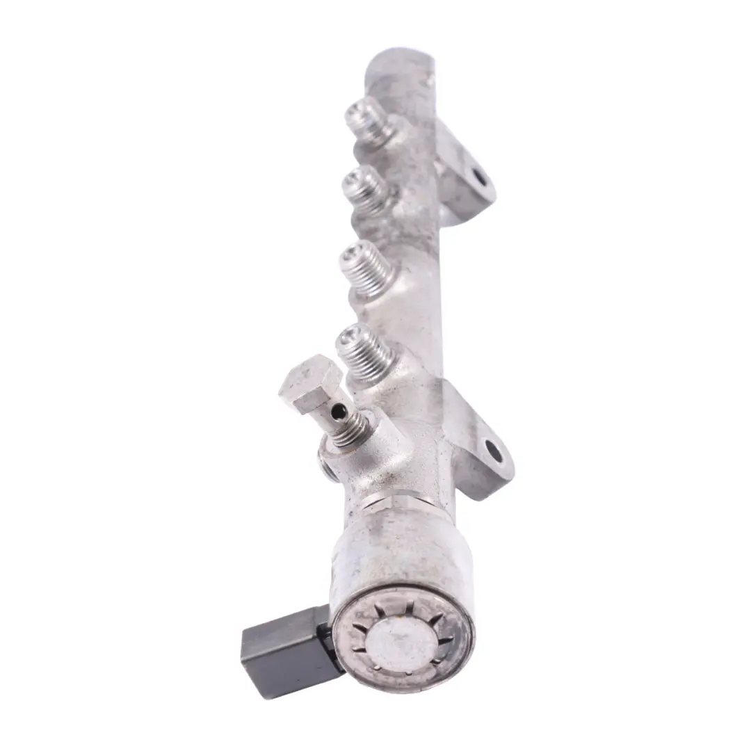 Mercedes W204 W212 OM651 Rampe D'Injection Haute Pression - SKU A6510700700-2 - Numéro de pièce A6510700700