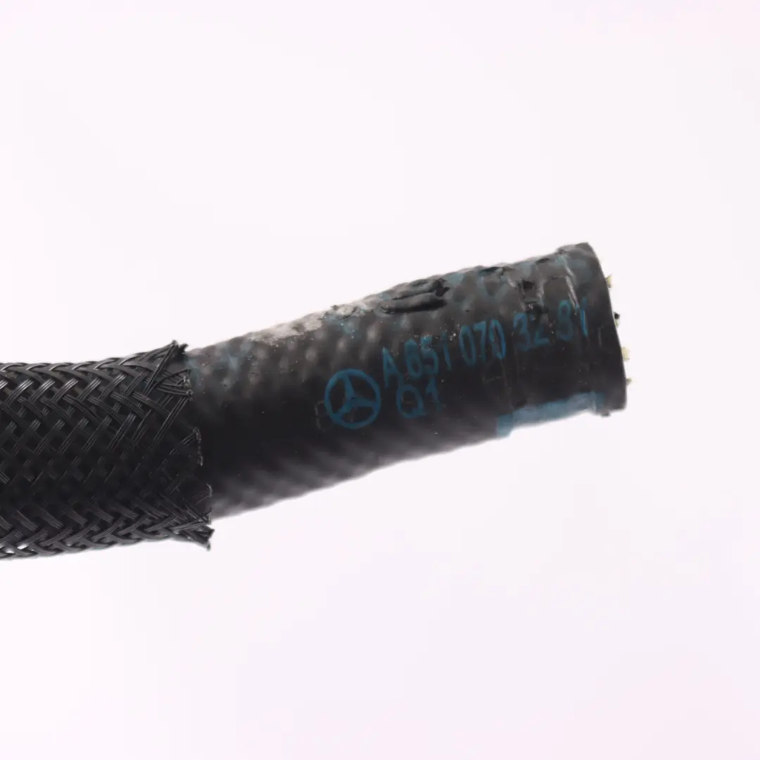 OM651 Injection Rail Feed Return to Fuel Line Mercedes W205 Diesel with Part number A6510701235 Fuel Line Mercedes W205 Diesel OM651 Injection Rail Feed Return - SKU A6510701235 - Part number A6510701235