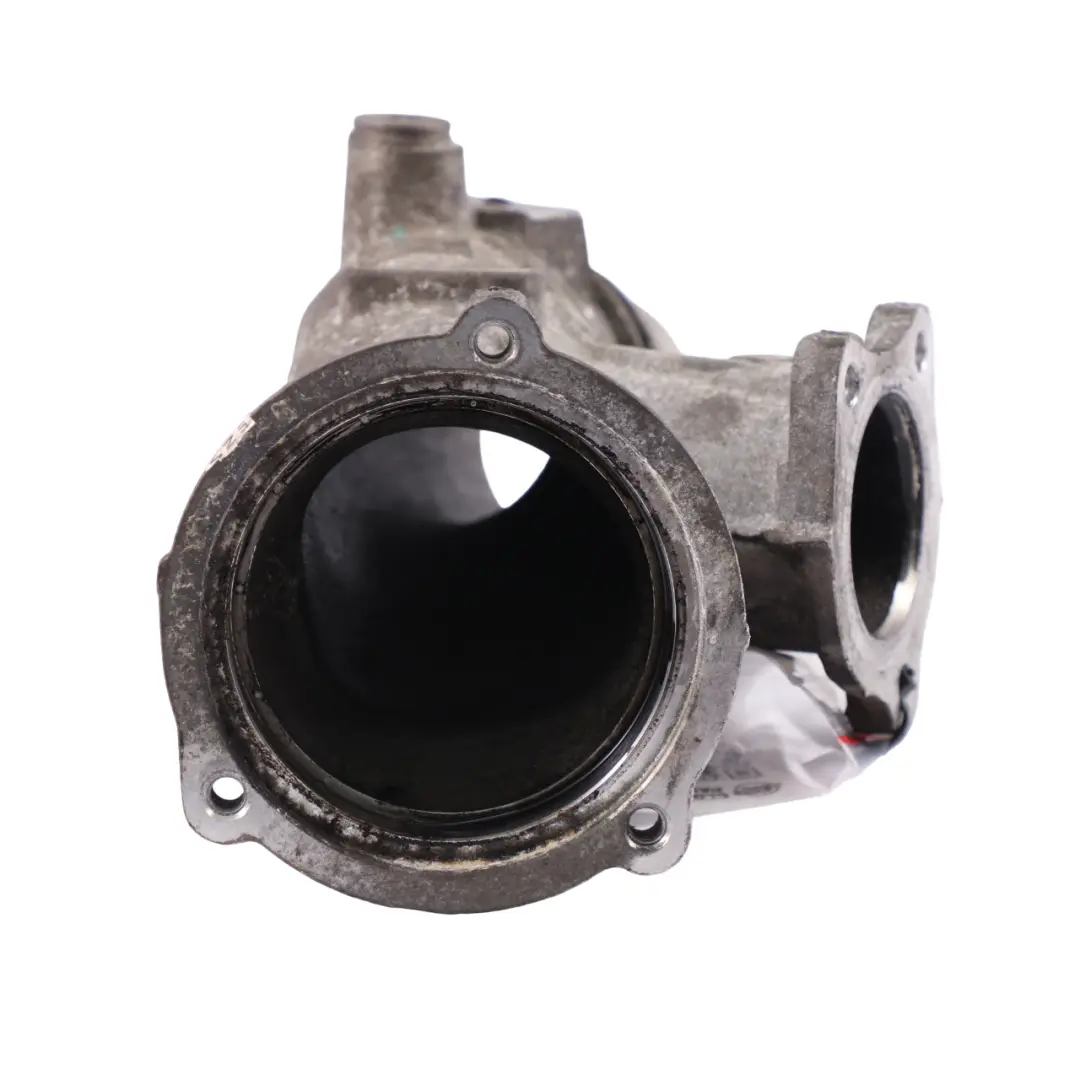 OM651.955 Rura Obudowy Turbosprężarki do Mercedes Sprinter W906 o numerze A6510906380 Mercedes Sprinter W906 OM651.955 Rura Obudowy Turbosprężarki - SKU A6510906380-10 - Numer Części A6510906380