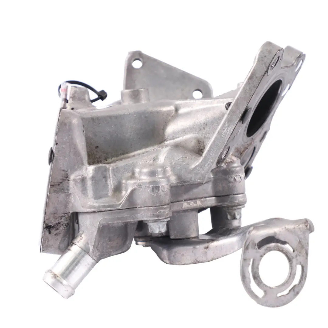 Exhaust Cooler Mercedes W639 W906 Diesel OM651 Valve A6511420467 to EGR with Part number A6511400675 EGR Exhaust Cooler Mercedes W639 W906 Diesel OM651 Valve A6511420467 - SKU A6511400675-3 - Part number A6511400675