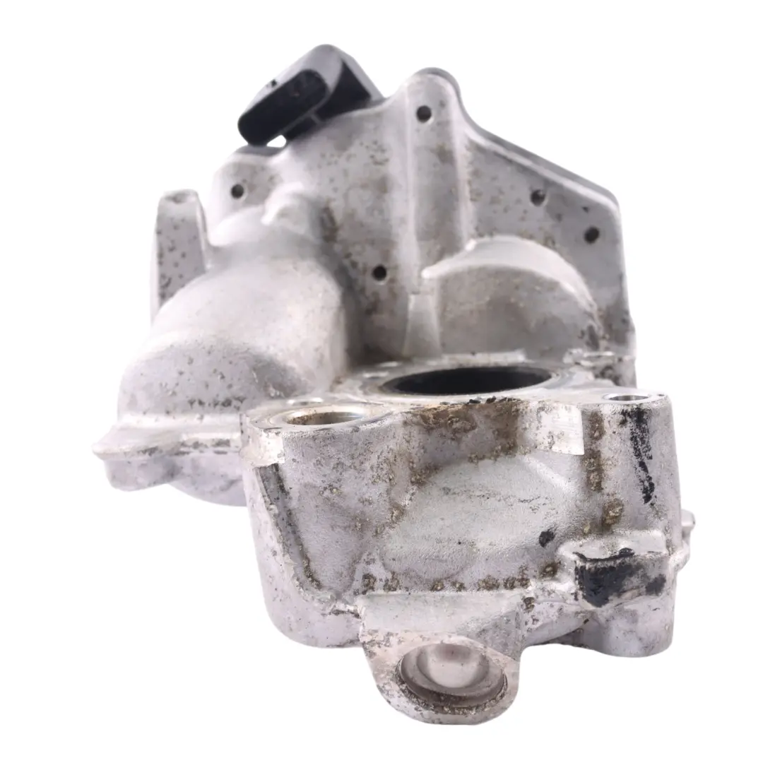 Valve Mercedes W176 Diesel OM651 Exhaust Gas Valve to EGR with Part number A6511400760 EGR Valve Mercedes W176 Diesel OM651 Exhaust Gas Valve - SKU A6511400760 - Part number A6511400760