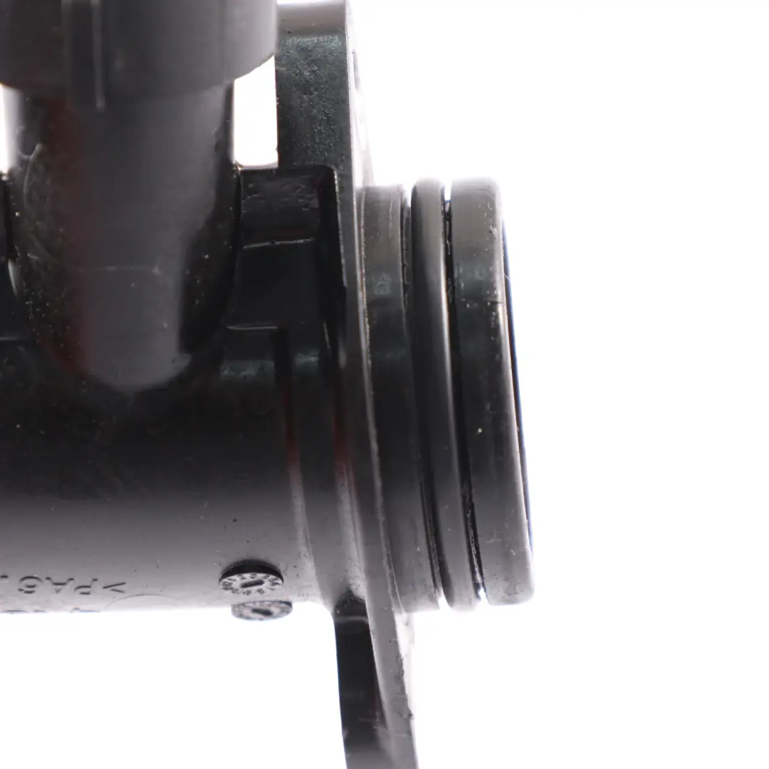 Tuyau refroidissement Mercedes W212 OM651 Pompe à eau Ligne bride pour à propos du numéro de pièce A6512000451 Tuyau refroidissement Mercedes W212 OM651 Pompe à eau Ligne bride - SKU A6512000451 - Numéro de pièce A6512000451