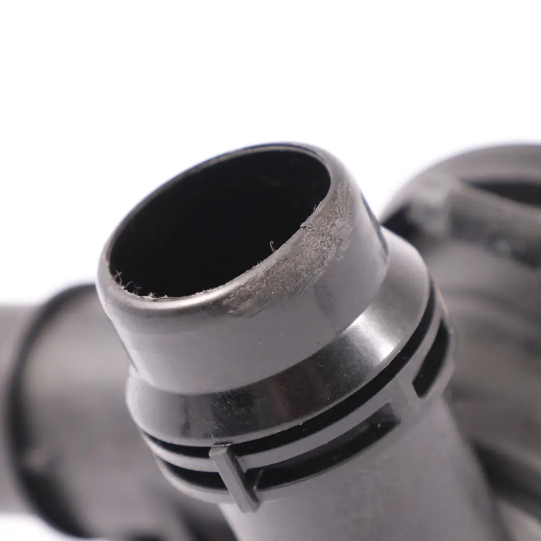 OM651.921 Engine Coolant Water Thermostat to Mercedes W205 X253 Diesel with Part number A6512002700 Mercedes W205 X253 Diesel OM651.921 Engine Coolant Water Thermostat - SKU A6512002700 - Part number A6512002700