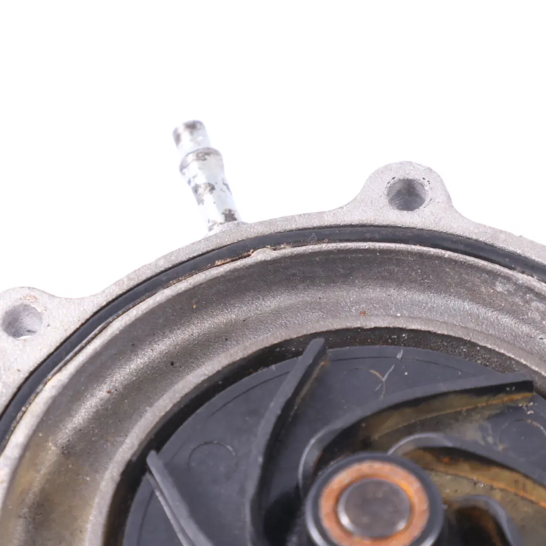  Pompe eau Mercedes W212 OM651 Circulation liquide refroidissement - SKU A6512007701-3 - Numéro de pièce A6512007701