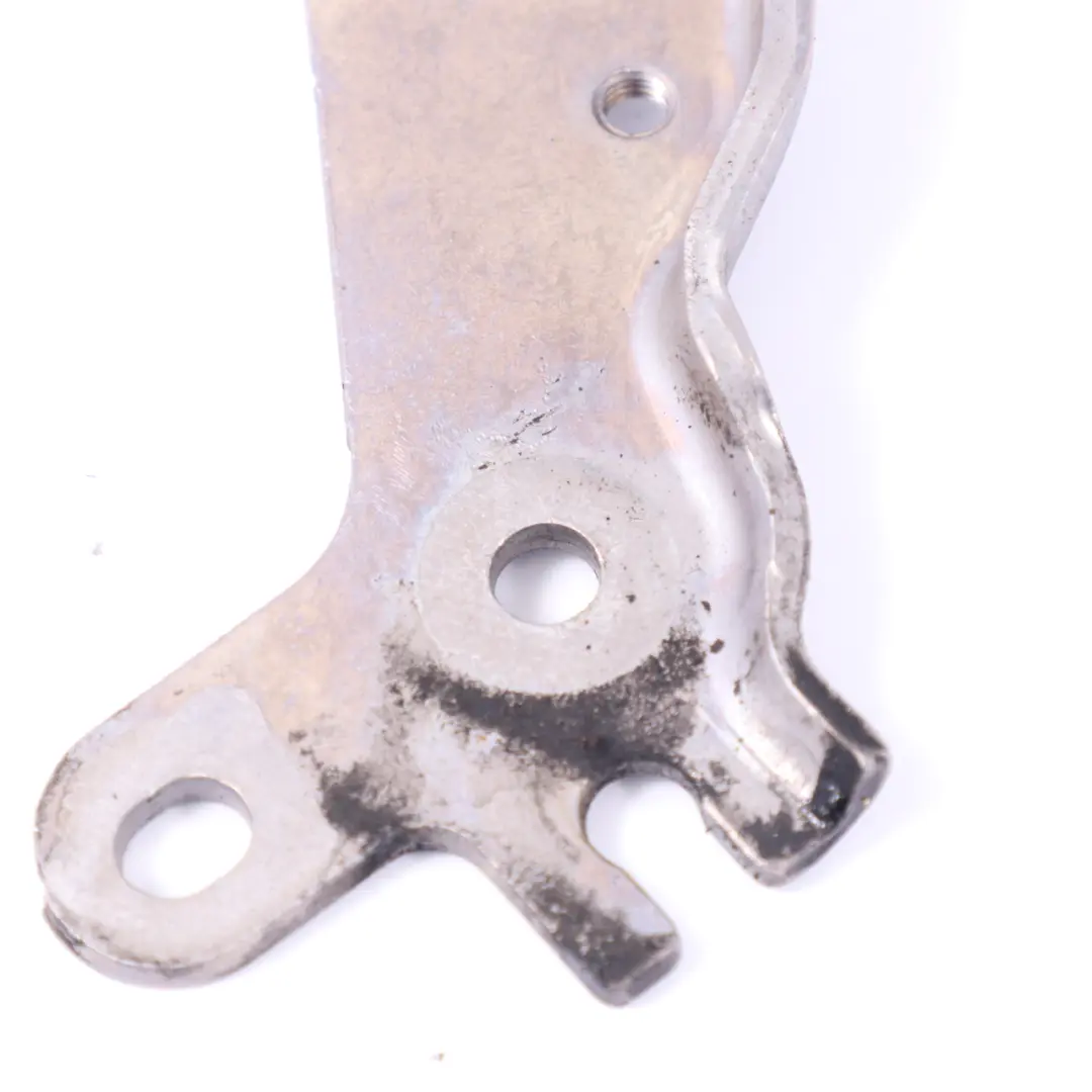 Support de clip Supports pour Mercedes W204 à propos du numéro de pièce A6512231641 Mercedes W204 Support de clip Supports - SKU A6512231641 - Numéro de pièce A6512231641