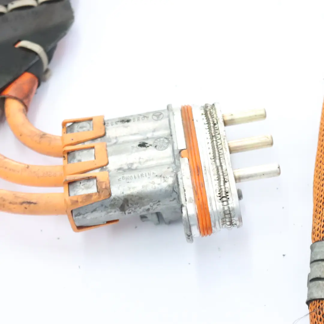 E300 Hybrid Spannungswandler Leistungsinverter für Mercedes W212 mit Teilenummer A6519006702 Mercedes W212 E300 Hybrid Spannungswandler Leistungsinverter - SKU A6519006702 - Teilenummer A6519006702