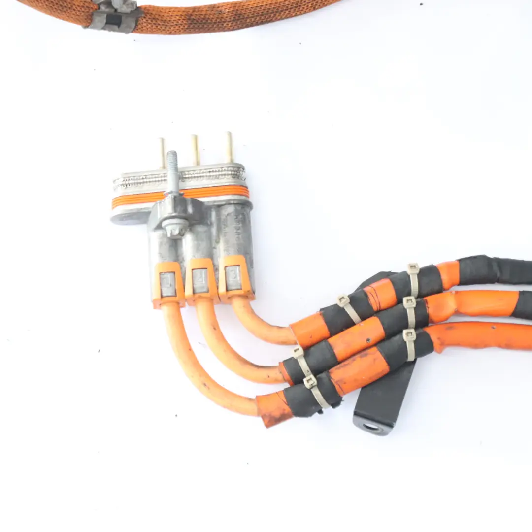 E300 Hybrid Spannungswandler Leistungsinverter für Mercedes W212 mit Teilenummer A6519006702 Mercedes W212 E300 Hybrid Spannungswandler Leistungsinverter - SKU A6519006702 - Teilenummer A6519006702