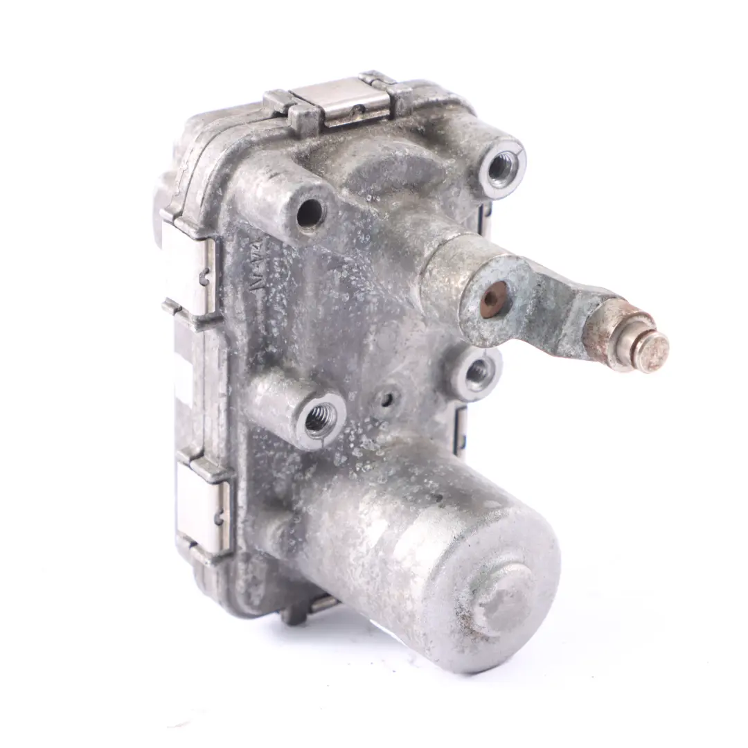 Actuator Mercedes W204 Diesel OM651 Turbocharger Air Pressure Actuator to Turbo with Part number A6519063900 Turbo Actuator Mercedes W204 Diesel OM651 Turbocharger Air Pressure Actuator - SKU A6519063900 - Part number A6519063900