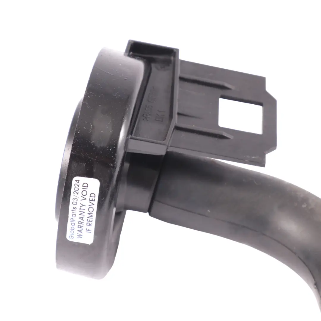 OM654 Riempimento olio Collo olio per Mercedes Sprinter W906 Diesel con numero di parte A6540107910 Mercedes Sprinter W906 Diesel OM654 Riempimento olio Collo olio - SKU A6540107910 - Numero di parte A6540107910