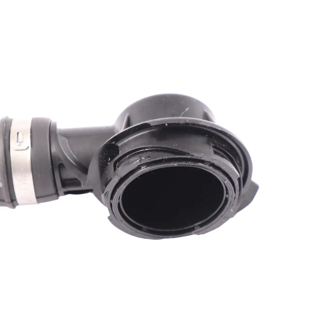 Oil Filler Mercedes Sprinter W906 Diesel OM654 Oil Fiiling Neck to with Part number A6540107910 Oil Filler Mercedes Sprinter W906 Diesel OM654 Oil Fiiling Neck - SKU A6540107910 - Part number A6540107910