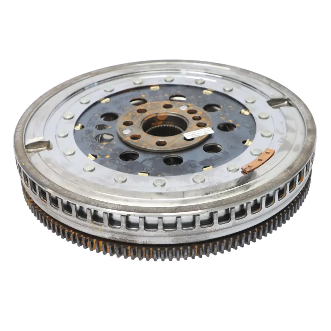 OM654 Doppel Zwei Massen Schwun Getriebe Automatik für Mercedes W177 mit Teilenummer A6540301101 Mercedes W177 OM654 Doppel Zwei Massen Schwun Getriebe Automatik - SKU A6540301101 - Teilenummer A6540301101